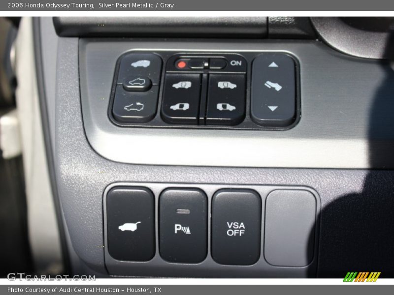 Silver Pearl Metallic / Gray 2006 Honda Odyssey Touring