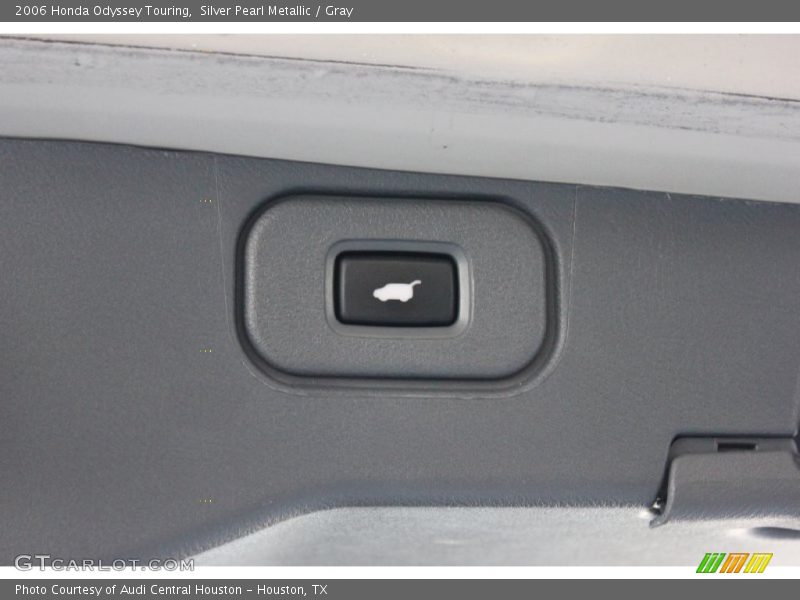 Silver Pearl Metallic / Gray 2006 Honda Odyssey Touring