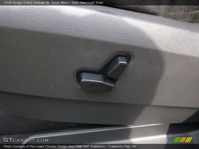 Stone White / Dark Slate/Light Shale 2008 Dodge Grand Caravan SE