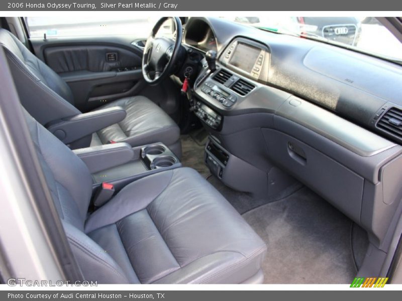 Silver Pearl Metallic / Gray 2006 Honda Odyssey Touring