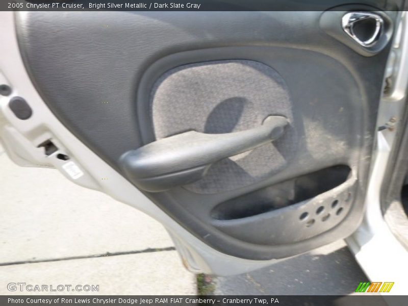 Bright Silver Metallic / Dark Slate Gray 2005 Chrysler PT Cruiser