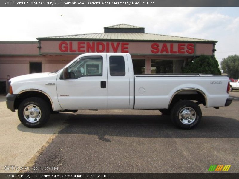 Oxford White Clearcoat / Medium Flint 2007 Ford F250 Super Duty XL SuperCab 4x4