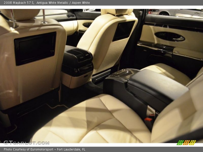 Rear Seat of 2008 57 S