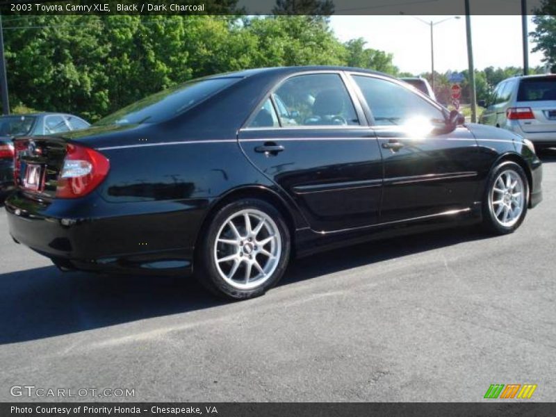 Black / Dark Charcoal 2003 Toyota Camry XLE