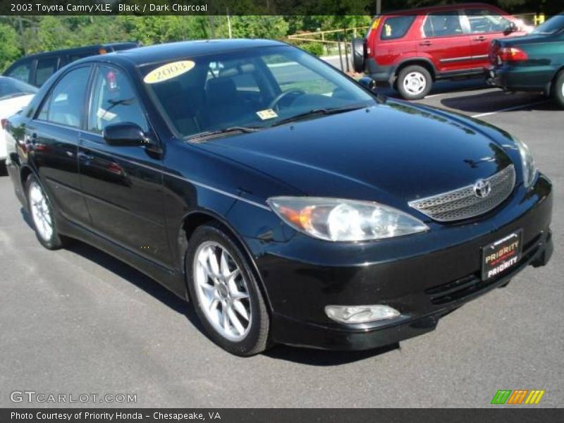 Black / Dark Charcoal 2003 Toyota Camry XLE