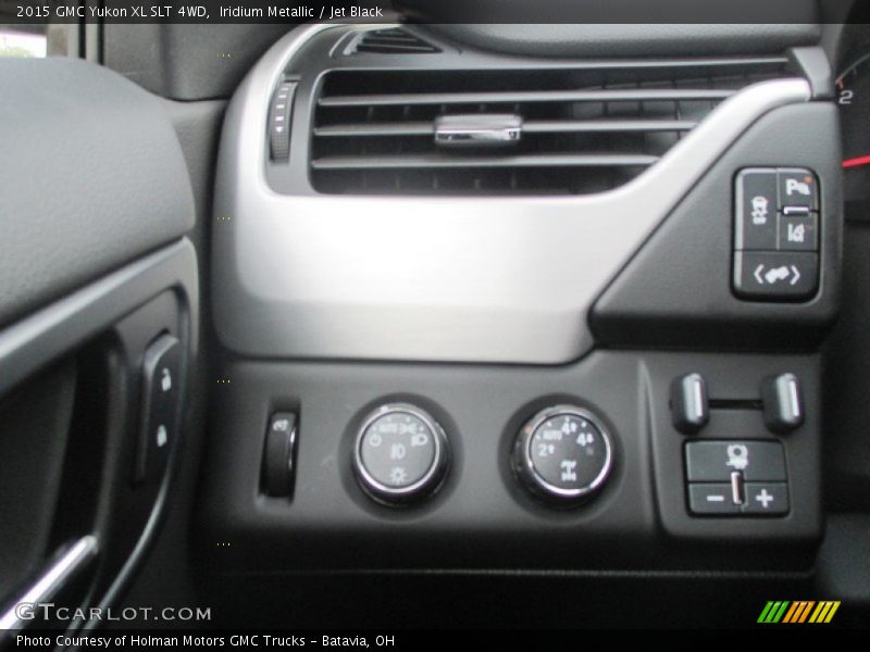 Iridium Metallic / Jet Black 2015 GMC Yukon XL SLT 4WD