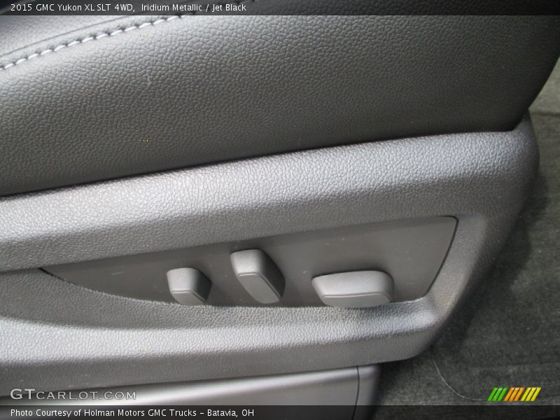 Iridium Metallic / Jet Black 2015 GMC Yukon XL SLT 4WD