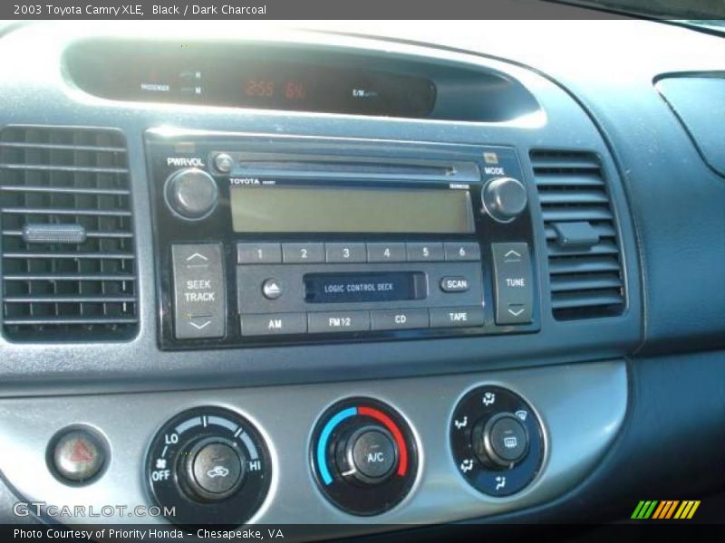 Black / Dark Charcoal 2003 Toyota Camry XLE