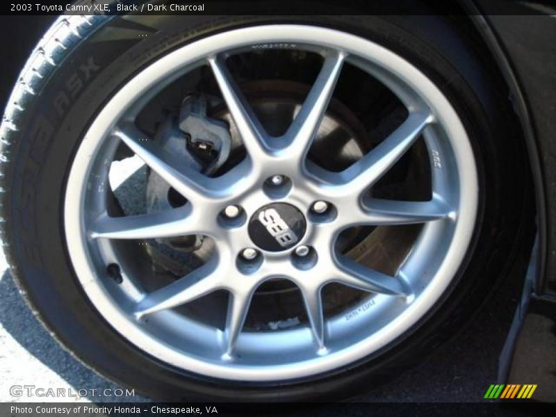 Black / Dark Charcoal 2003 Toyota Camry XLE