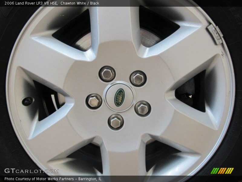 Chawton White / Black 2006 Land Rover LR3 V8 HSE