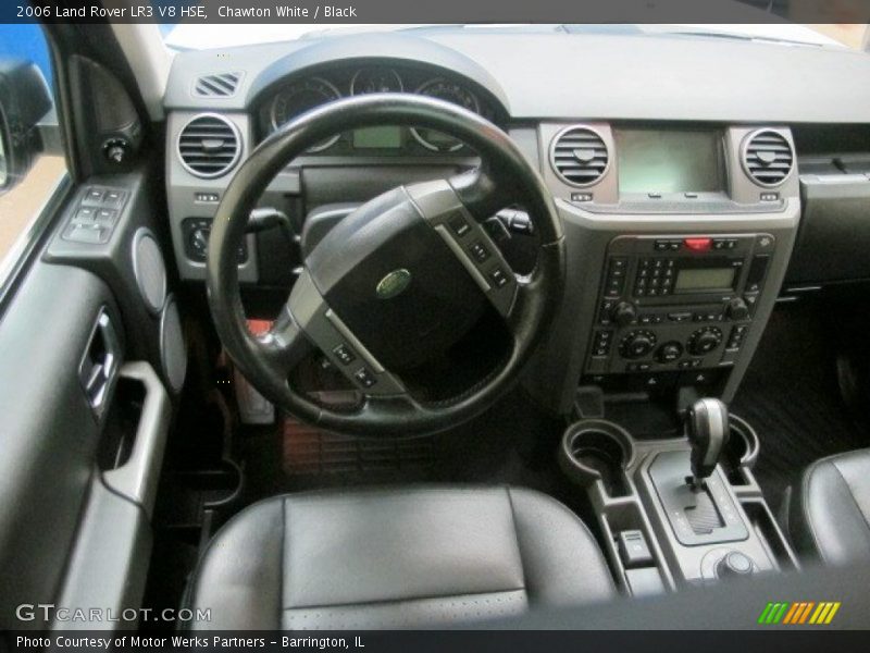Chawton White / Black 2006 Land Rover LR3 V8 HSE