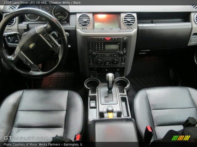 Chawton White / Black 2006 Land Rover LR3 V8 HSE