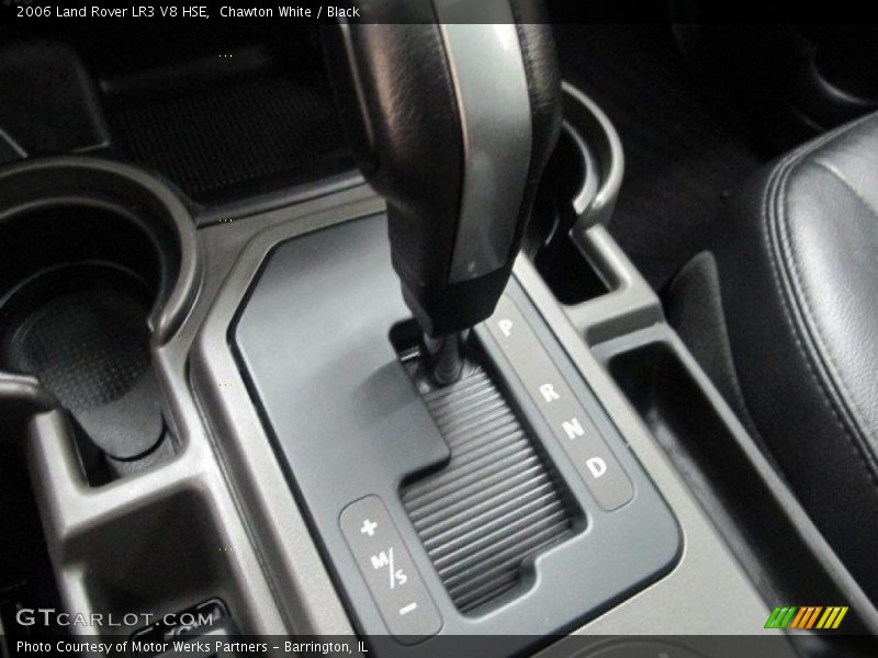 Chawton White / Black 2006 Land Rover LR3 V8 HSE