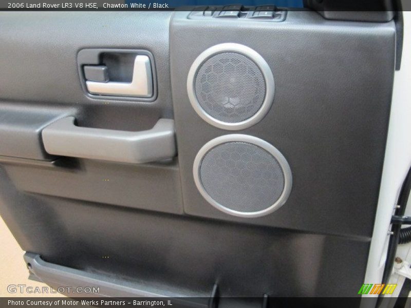 Chawton White / Black 2006 Land Rover LR3 V8 HSE