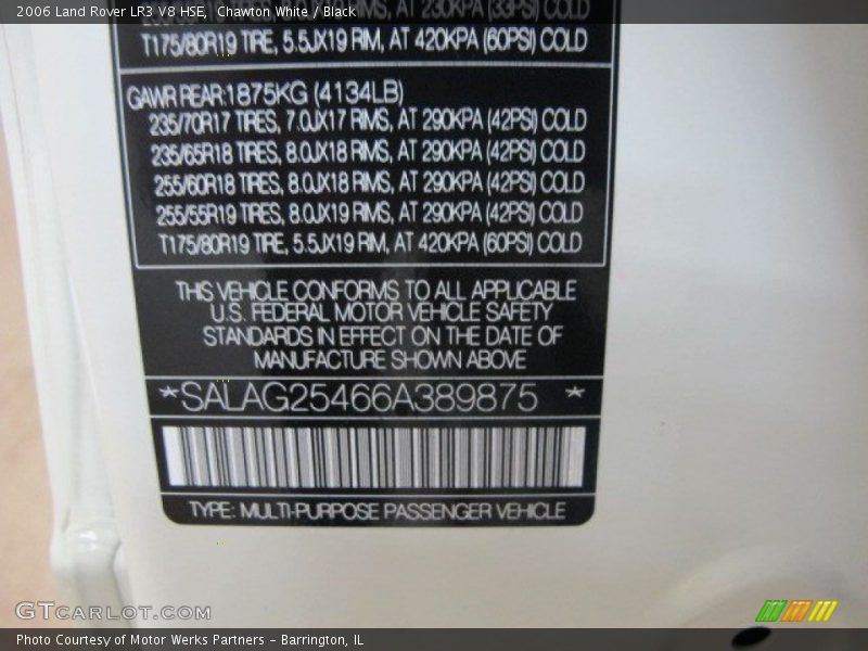 Chawton White / Black 2006 Land Rover LR3 V8 HSE