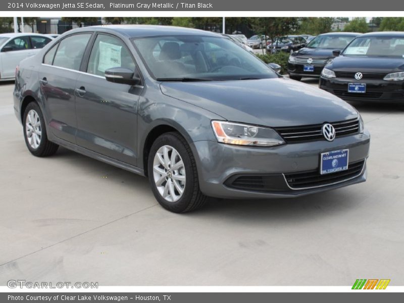 Platinum Gray Metallic / Titan Black 2014 Volkswagen Jetta SE Sedan