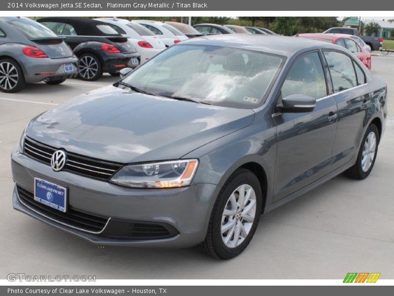 Platinum Gray Metallic / Titan Black 2014 Volkswagen Jetta SE Sedan