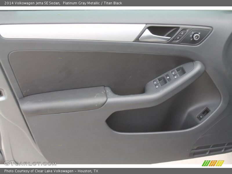 Platinum Gray Metallic / Titan Black 2014 Volkswagen Jetta SE Sedan