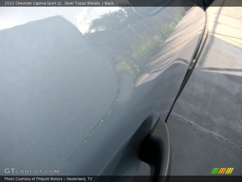 Silver Topaz Metallic / Black 2013 Chevrolet Captiva Sport LS