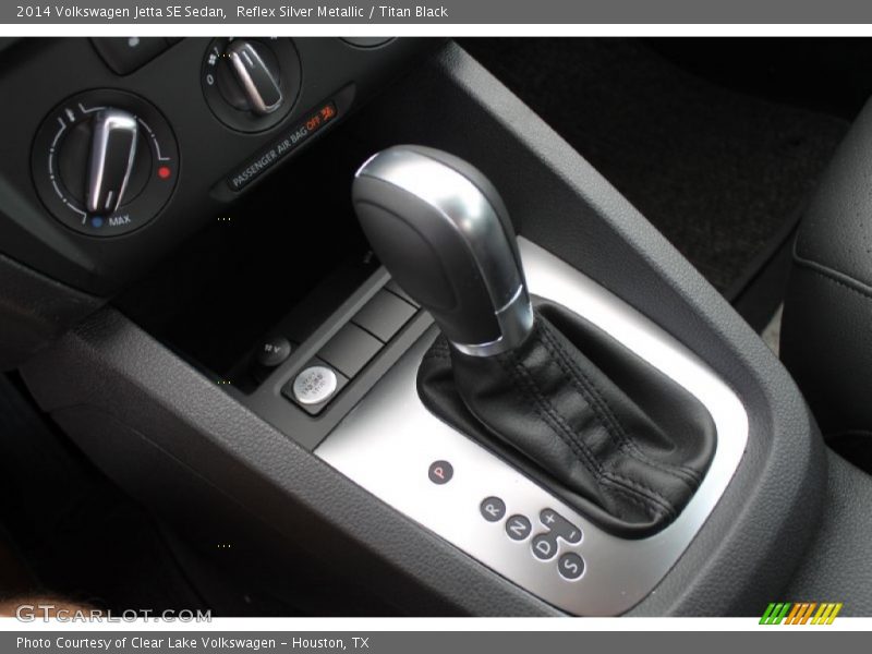 Reflex Silver Metallic / Titan Black 2014 Volkswagen Jetta SE Sedan