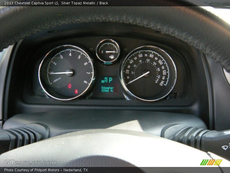 Silver Topaz Metallic / Black 2013 Chevrolet Captiva Sport LS