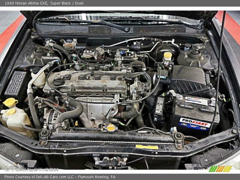 Super Black / Dusk 1999 Nissan Altima GXE