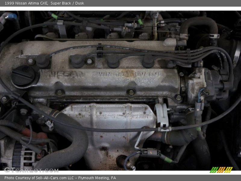 Super Black / Dusk 1999 Nissan Altima GXE