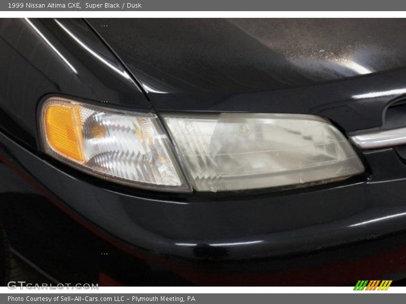 Super Black / Dusk 1999 Nissan Altima GXE