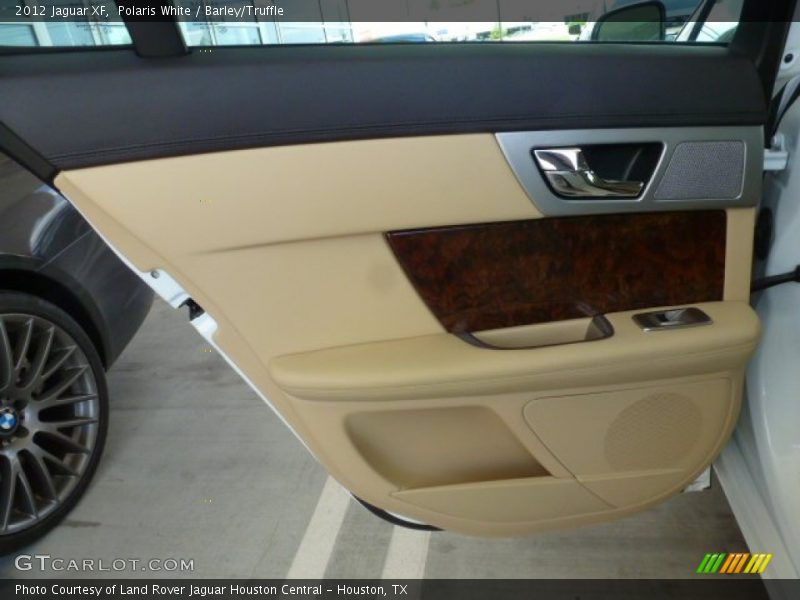 Polaris White / Barley/Truffle 2012 Jaguar XF