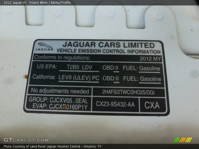 Polaris White / Barley/Truffle 2012 Jaguar XF