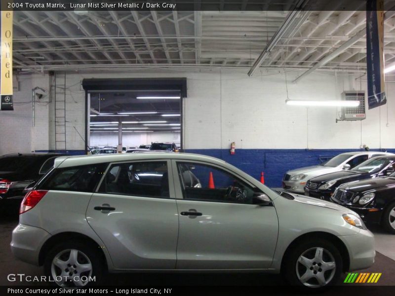 Lunar Mist Silver Metallic / Dark Gray 2004 Toyota Matrix