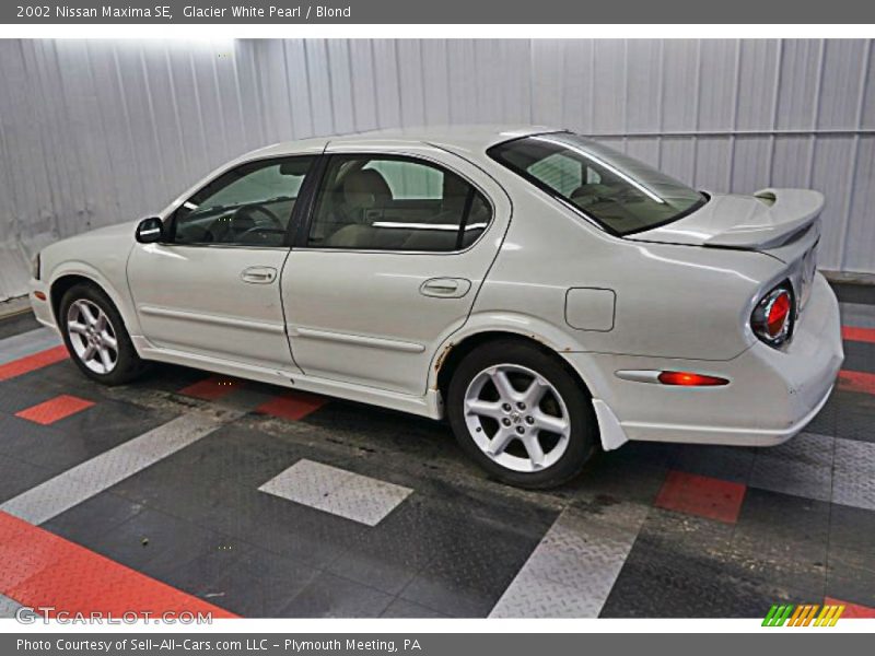 Glacier White Pearl / Blond 2002 Nissan Maxima SE