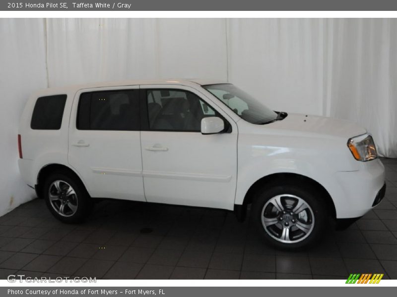 Taffeta White / Gray 2015 Honda Pilot SE