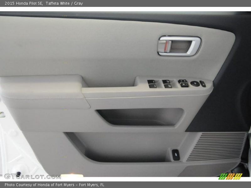 Taffeta White / Gray 2015 Honda Pilot SE