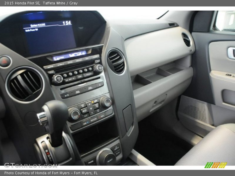Taffeta White / Gray 2015 Honda Pilot SE