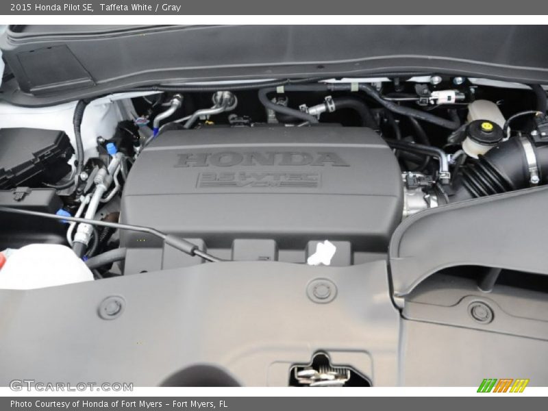 Taffeta White / Gray 2015 Honda Pilot SE