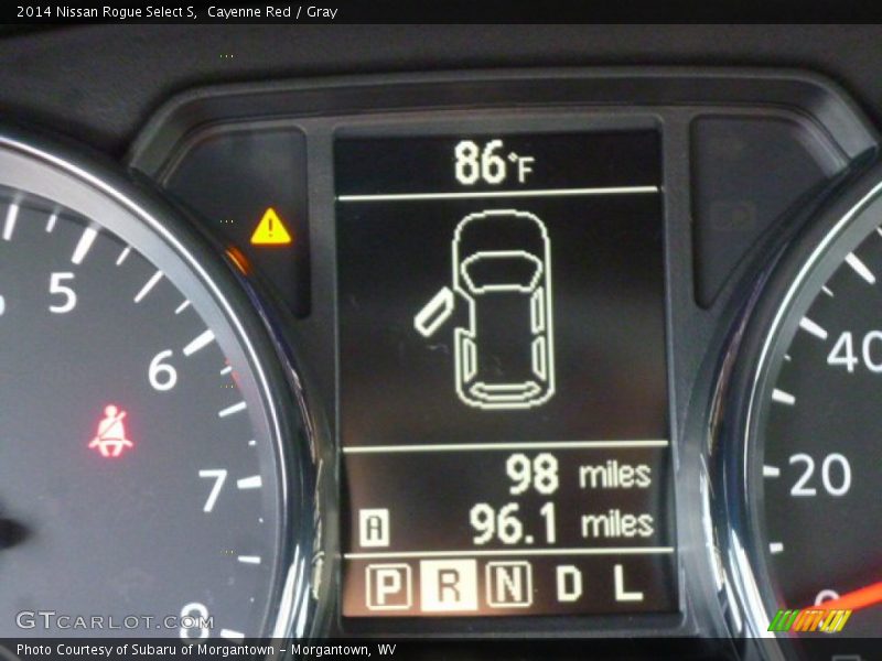 Cayenne Red / Gray 2014 Nissan Rogue Select S