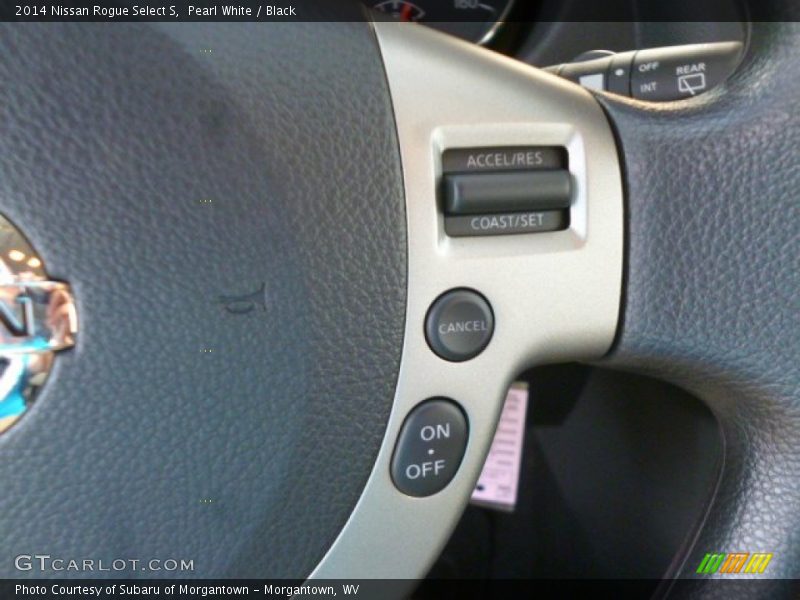 Pearl White / Black 2014 Nissan Rogue Select S