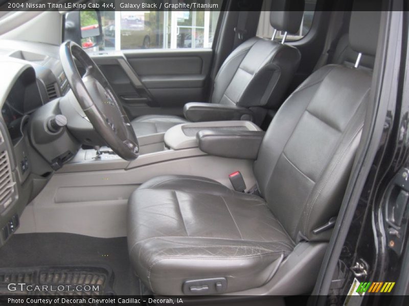 Galaxy Black / Graphite/Titanium 2004 Nissan Titan LE King Cab 4x4