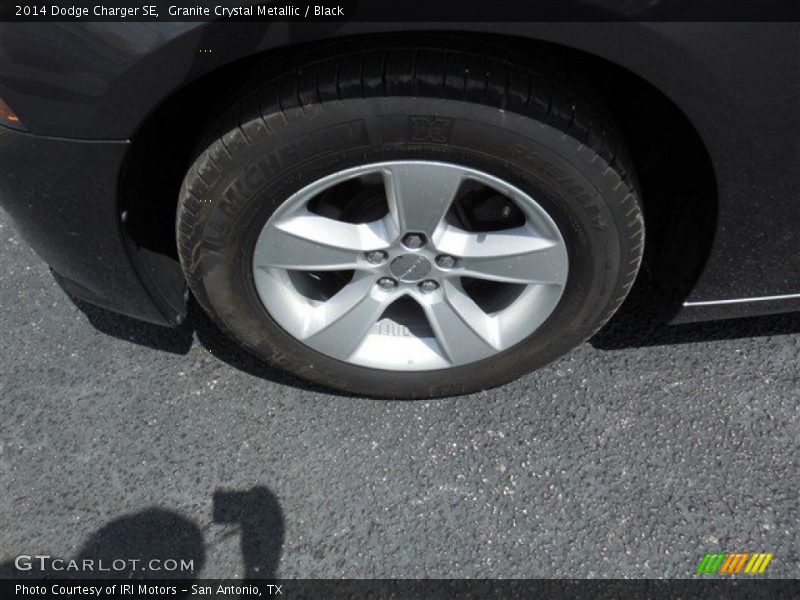 Granite Crystal Metallic / Black 2014 Dodge Charger SE