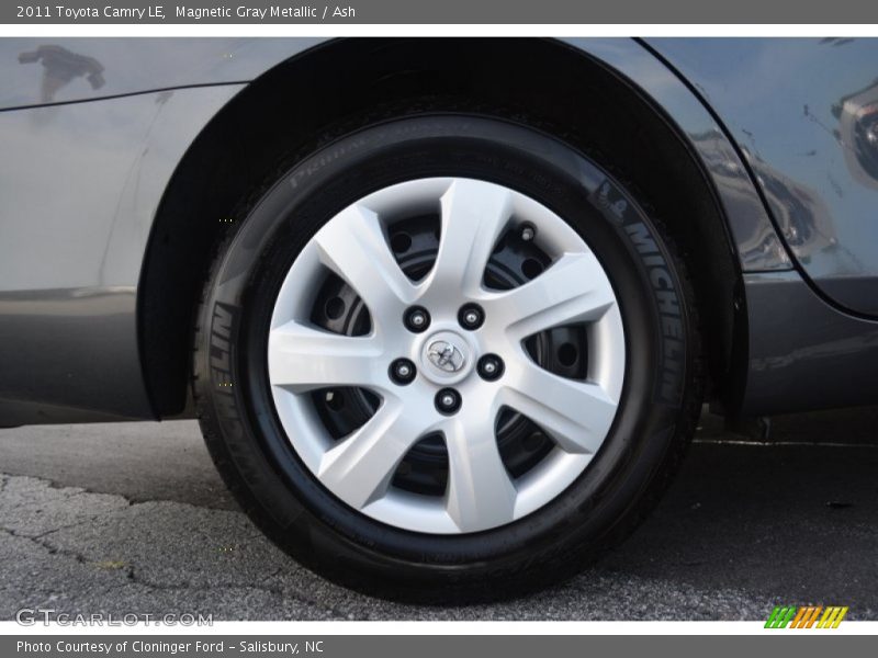 Magnetic Gray Metallic / Ash 2011 Toyota Camry LE