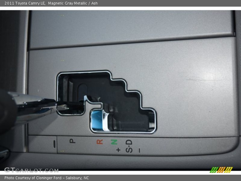 Magnetic Gray Metallic / Ash 2011 Toyota Camry LE
