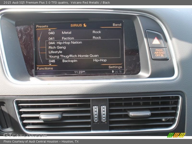 Controls of 2015 SQ5 Premium Plus 3.0 TFSI quattro