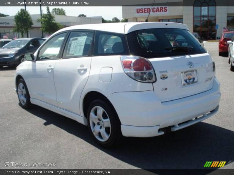 Super White / Dark Gray 2005 Toyota Matrix XR