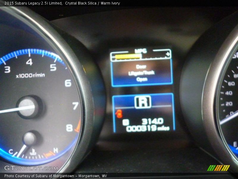 Crystal Black Silica / Warm Ivory 2015 Subaru Legacy 2.5i Limited