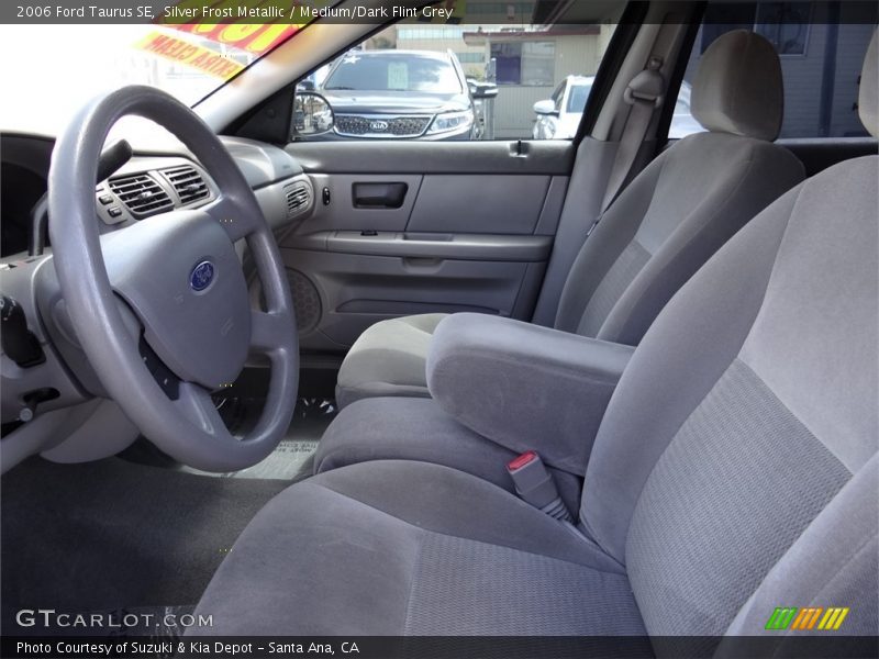 Silver Frost Metallic / Medium/Dark Flint Grey 2006 Ford Taurus SE