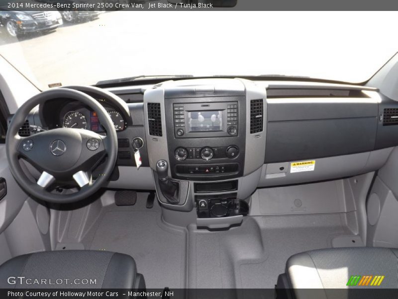 Jet Black / Tunja Black 2014 Mercedes-Benz Sprinter 2500 Crew Van