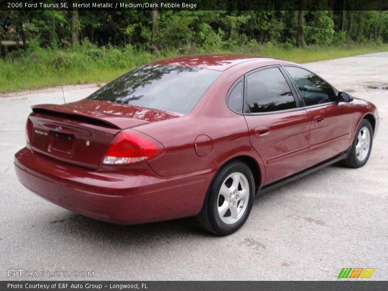 Merlot Metallic / Medium/Dark Pebble Beige 2006 Ford Taurus SE