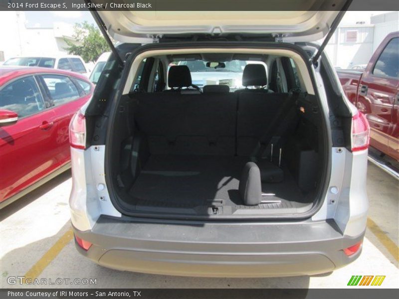 Ingot Silver / Charcoal Black 2014 Ford Escape S