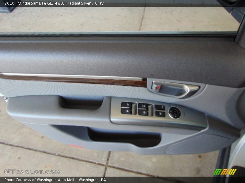 Radiant Silver / Gray 2010 Hyundai Santa Fe GLS 4WD